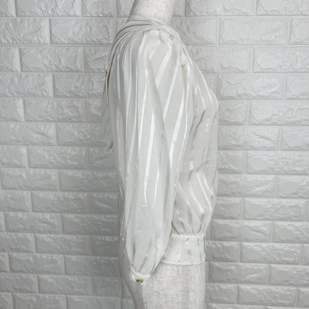 【A1218】 LOVE ONE ラブワン Mサイズ ホワイト ストライプ シャツブラウス レディース 長(zhǎng)袖 パールボタン クラシックデザイン