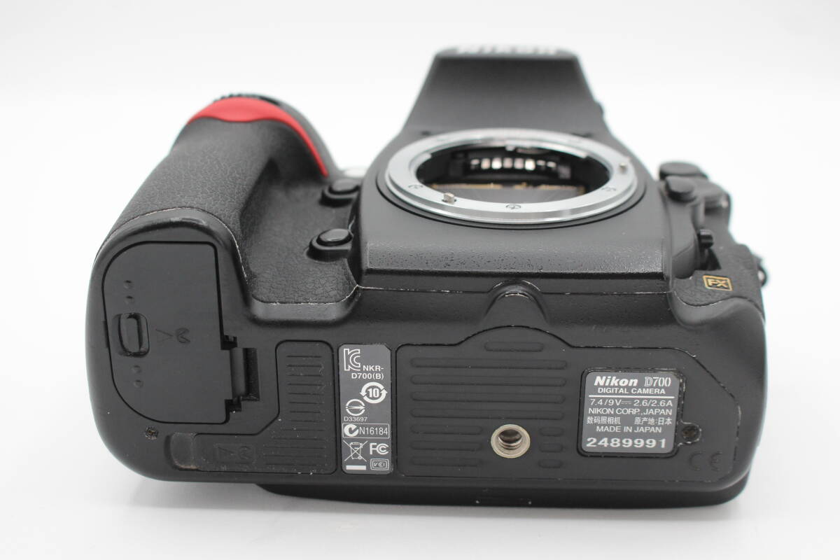 美品◇Nikon ニコン D700 ボディ◇バッテリー2個付0903 デジタル一眼 美品◇Nikon ニコン D700 ボディ◇バッテリー2個付0903 デジタル一眼