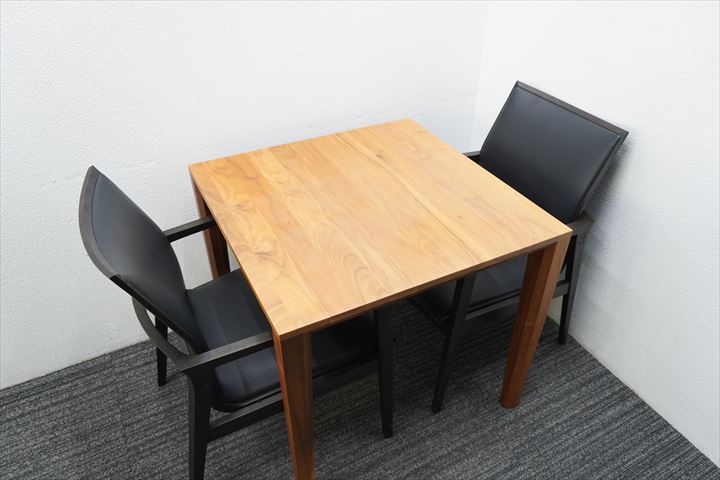 【中古】カリモク テーブル×1臺 チェア(ブラック色)×2腳 3點(diǎn)セット