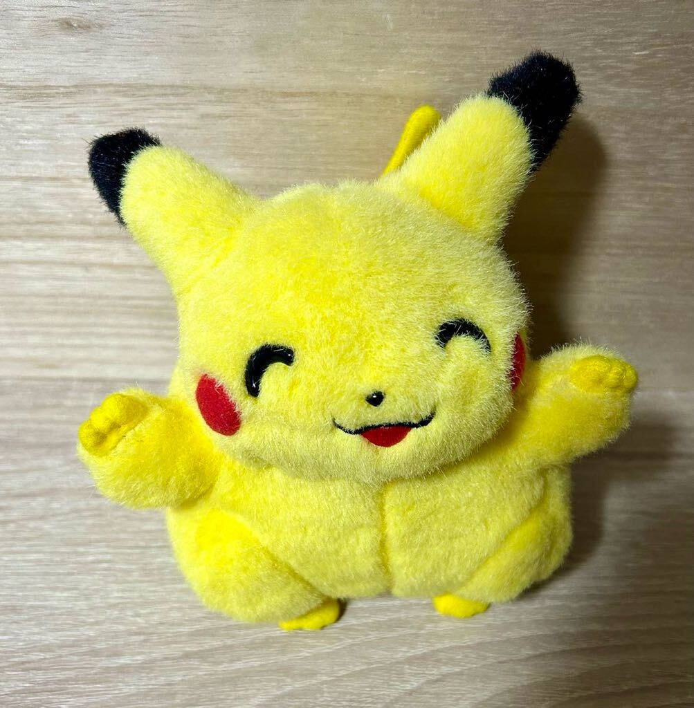 Yahoo!オークション - 初期 レトロ TOMY ピカチュウ ぬいぐるみ Yahoo!オークション - 初期 レトロ TOMY ピカチュウ ぬいぐるみ