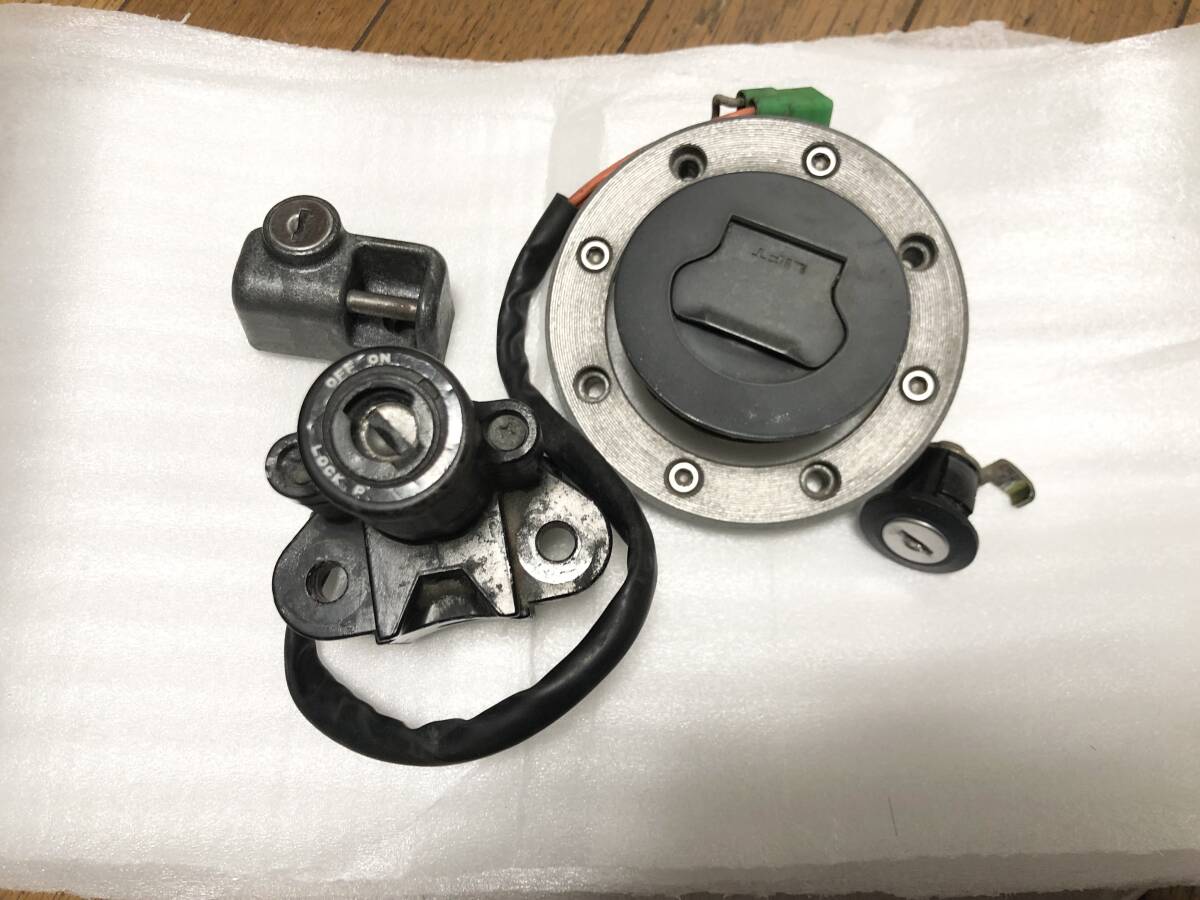 スズキ RGVガンマ250SP 純正キー4点フルセット VJ23A 中古品