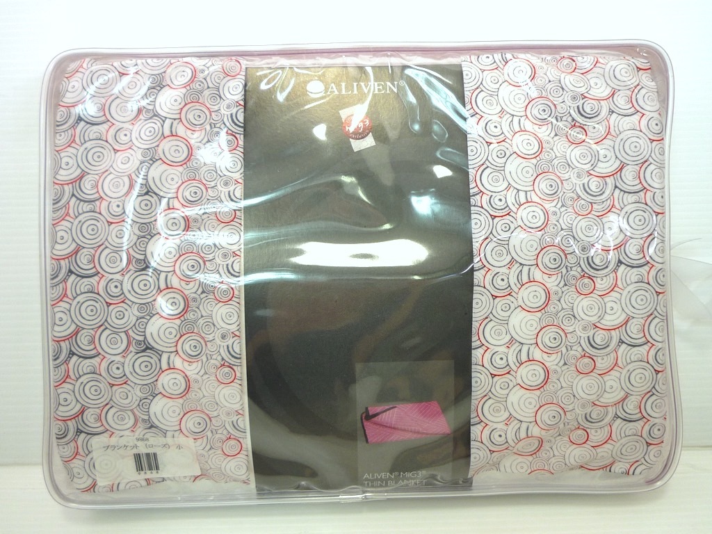 Yahoo!オークション - 新品 アライヴン ALIVEN ブランケット Yahoo!オークション - 新品 アライヴン ALIVEN ブランケット