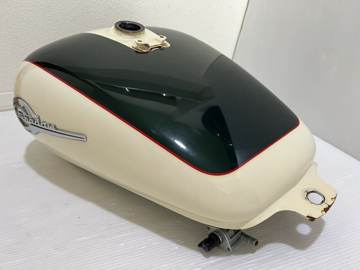 ホンダ　シャドウ400 純正　バイクタンク アメリカンカスタムバイク「シャドウ<400/750>」のカラーリング