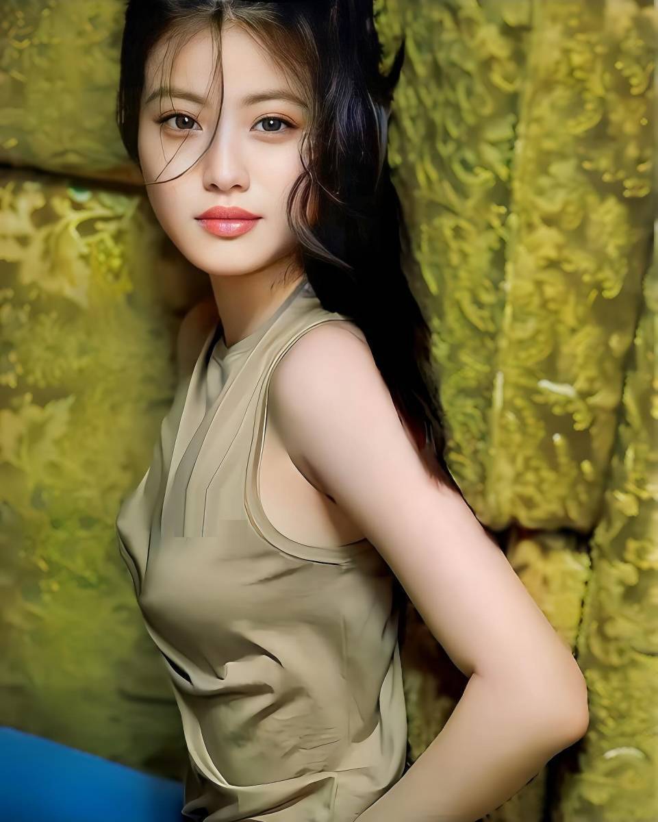 Yahoo!オークション - A4両面ラミネート加工ポスター/今田美桜 Yahoo!オークション - A4両面ラミネート加工ポスター/今田美桜