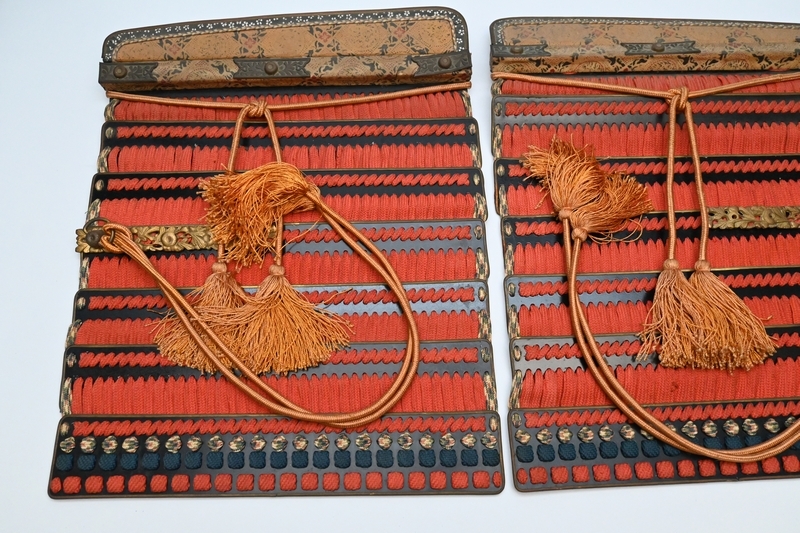 102 鎧 甲冑 大袖 一対 102 鎧 甲冑 大袖 一対