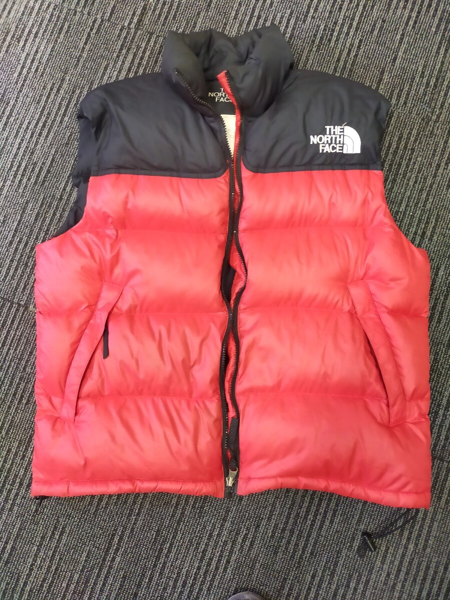THE NORTH FACE ダウンベスト 赤黒 700フィル ノースフェイス THE NORTH FACE ダウンベスト ヌプシベスト L