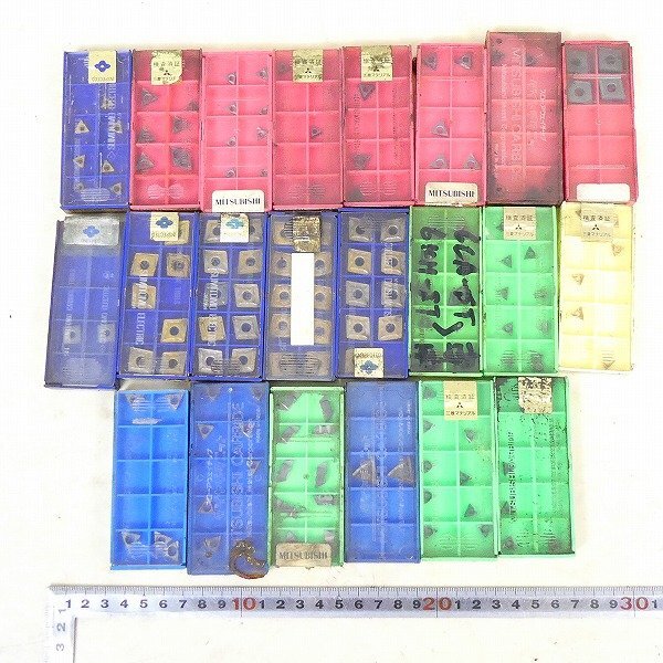 バイト チップ 145点セット 三菱 住友 超硬 他 大量セット バイト チップ 145点セット 三菱 住友 超硬 他 大量セット