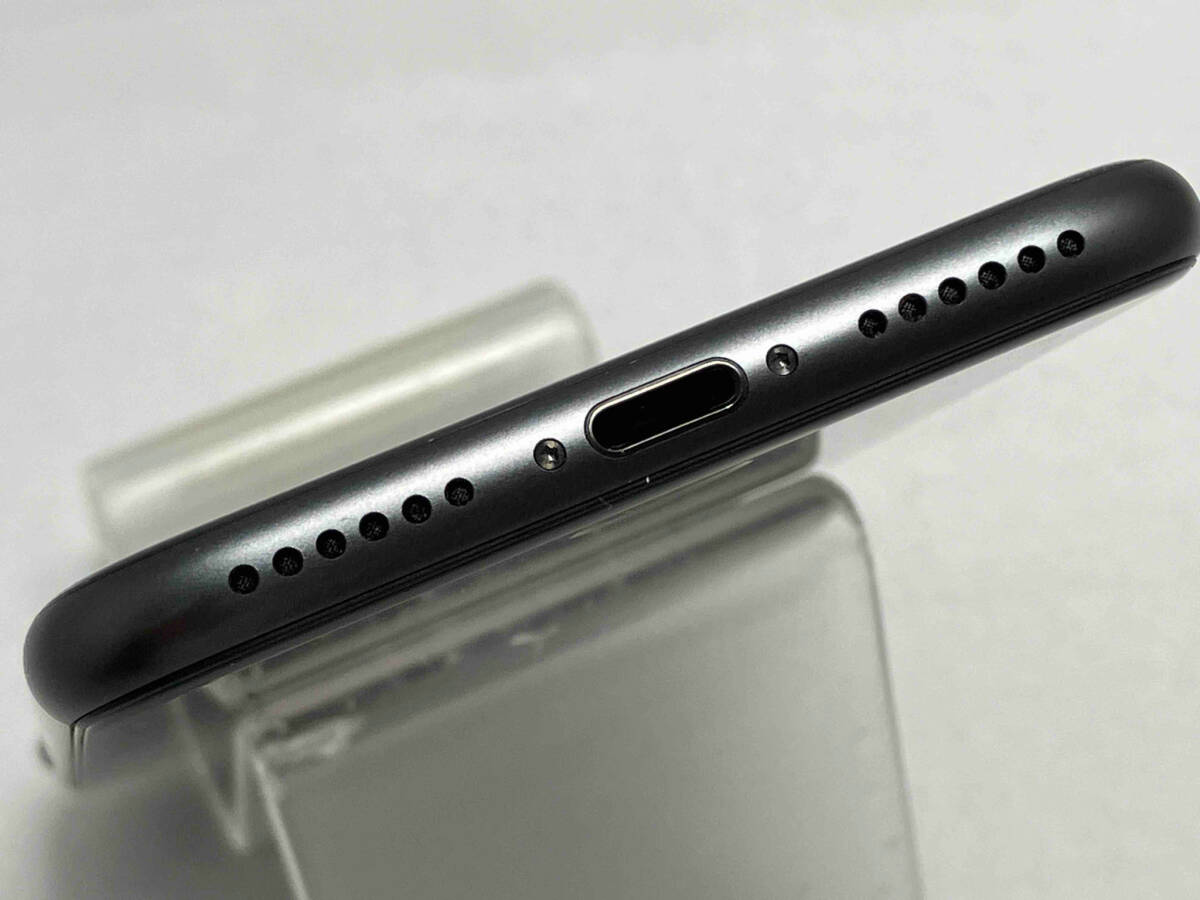 docomo 【SIMロックなし】MQ782J/A iPhone 8 64GB スペース docomo 【SIMロックなし】MQ782J/A iPhone 8 64GB スペース