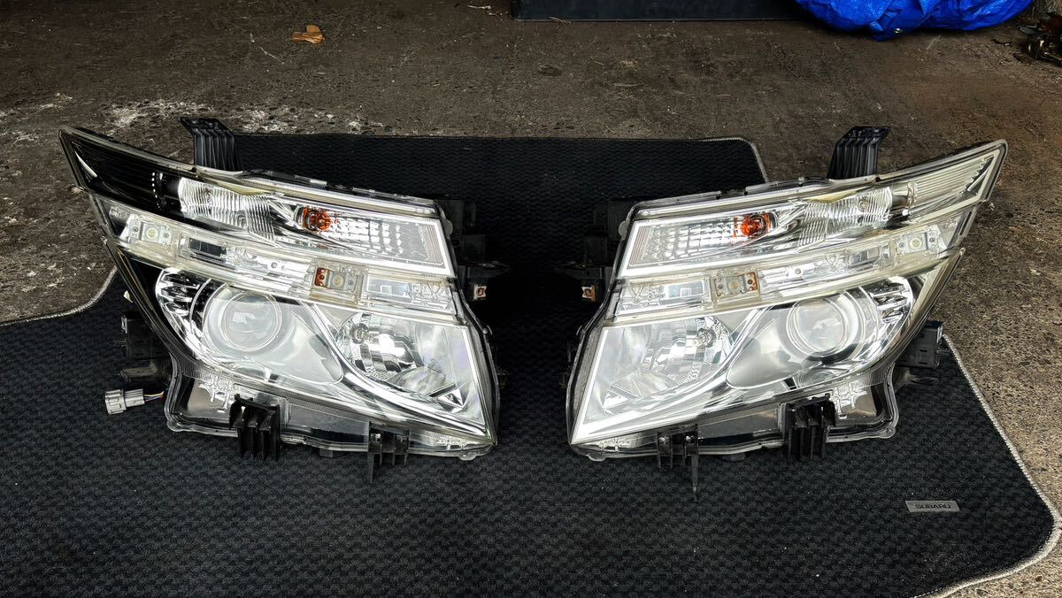 E52エルグランド 前期ヘッドライト AFS有り|車・バイク・自転車 E52エルグランド 前期ヘッドライト AFS有り|車・バイク・自転車