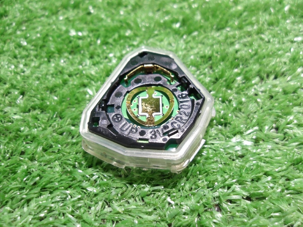 item_image_3
