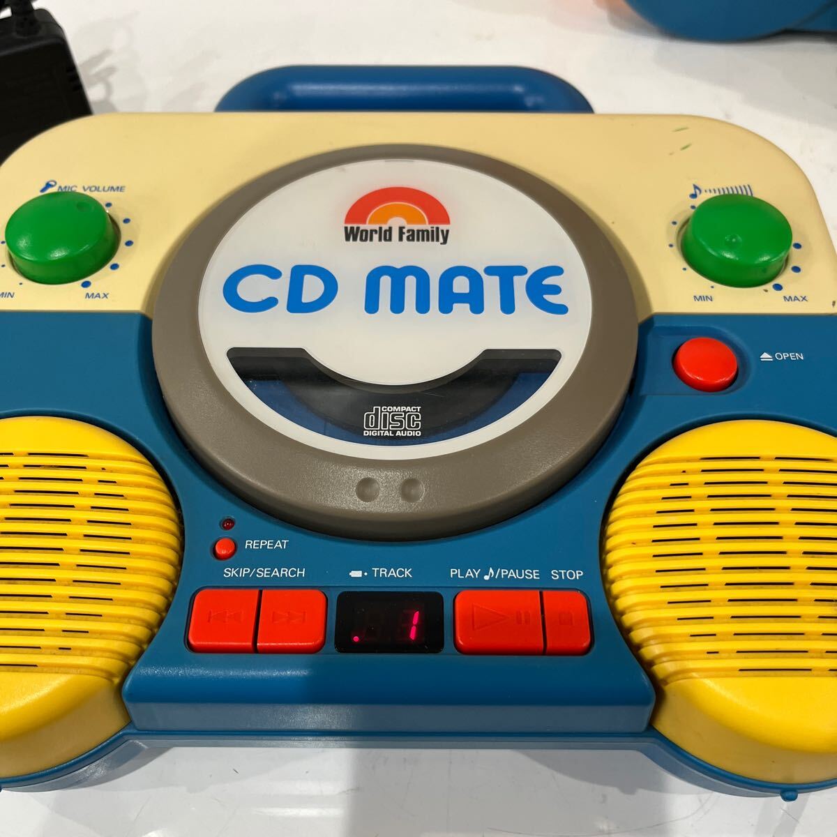 ディズニー ワールドファミリー playMate プレイメイト CDメイト ディズニー ワールドファミリー playMate プレイメイト CDメイト