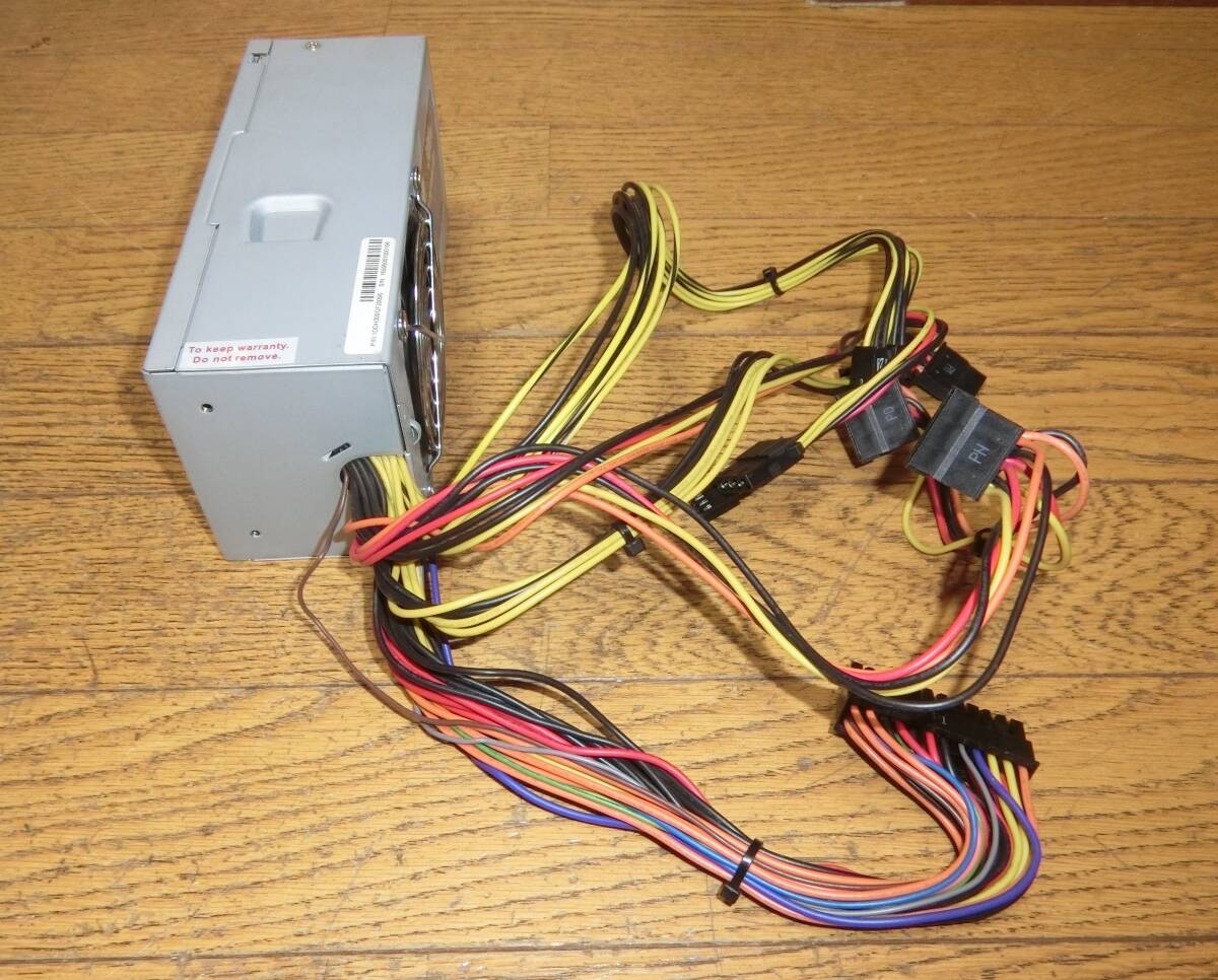 玄人志向 KRPW-TX300W/90+ TFX電源 300W 80PLUS GOLD 送料1040円