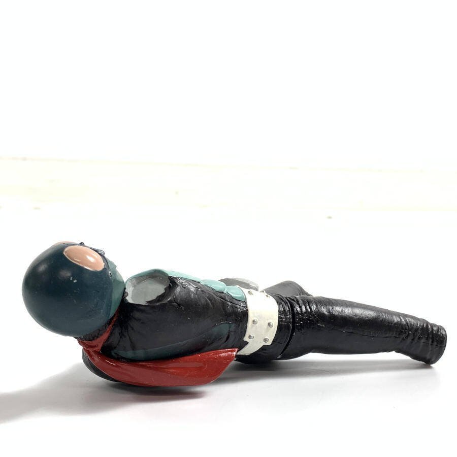 海洋堂 1/8 仮面ライダー旧1号 全高:約200㎜ 原型:田熊勝夫 海洋堂 1/8 仮面ライダー旧1号 全高:約200㎜ 原型:田熊勝夫