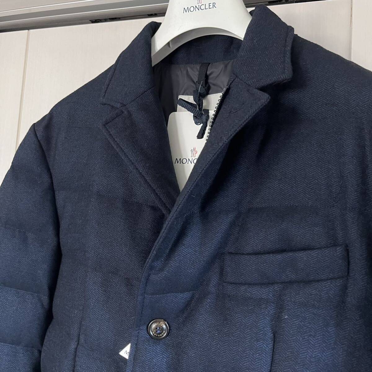 新品未使用 20万 メンズ MONCLER テーラードダウンジャケット 新品未使用 20万 メンズ MONCLER テーラードダウンジャケット