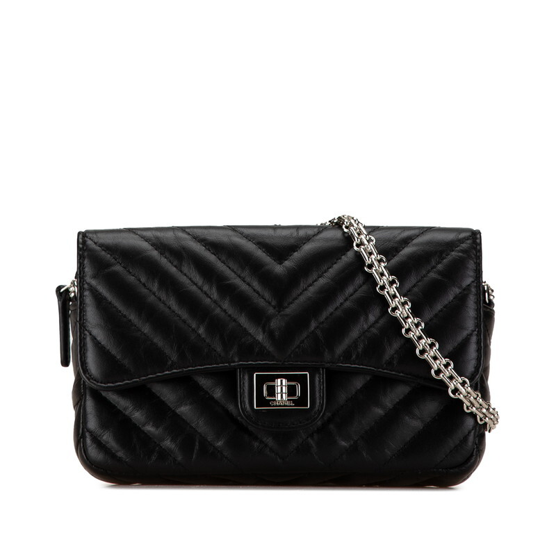 シャネル CHANEL Vステッチ (シェブロン) ラムスキン 黒 シャネル CHANEL Vステッチ (シェブロン) ラムスキン 黒