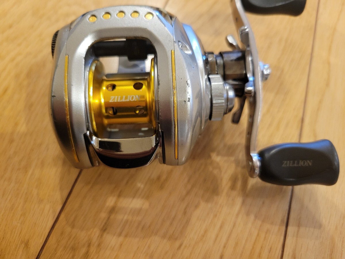 回転良好送料込み ダイワ TD ジリオン 100 H TEAM DAIWA ZILLION 回転良好送料込み ダイワ TD ジリオン 100 H TEAM DAIWA ZILLION