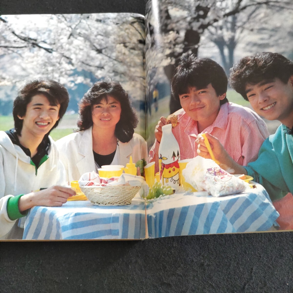 セブンティーン▲1985年5月7日発行▲吉川晃司▲中山美穂、木村一八、高橋一也、江端郁世▲チェッカーズ▲小泉今日子▲シブがき隊▲エポ セブンティーン▲1985年5月7日発行▲吉川晃司▲中山美穂、木村一八、高橋一也、江端郁世▲チェッカーズ▲小泉今日子▲シブがき隊▲エポ