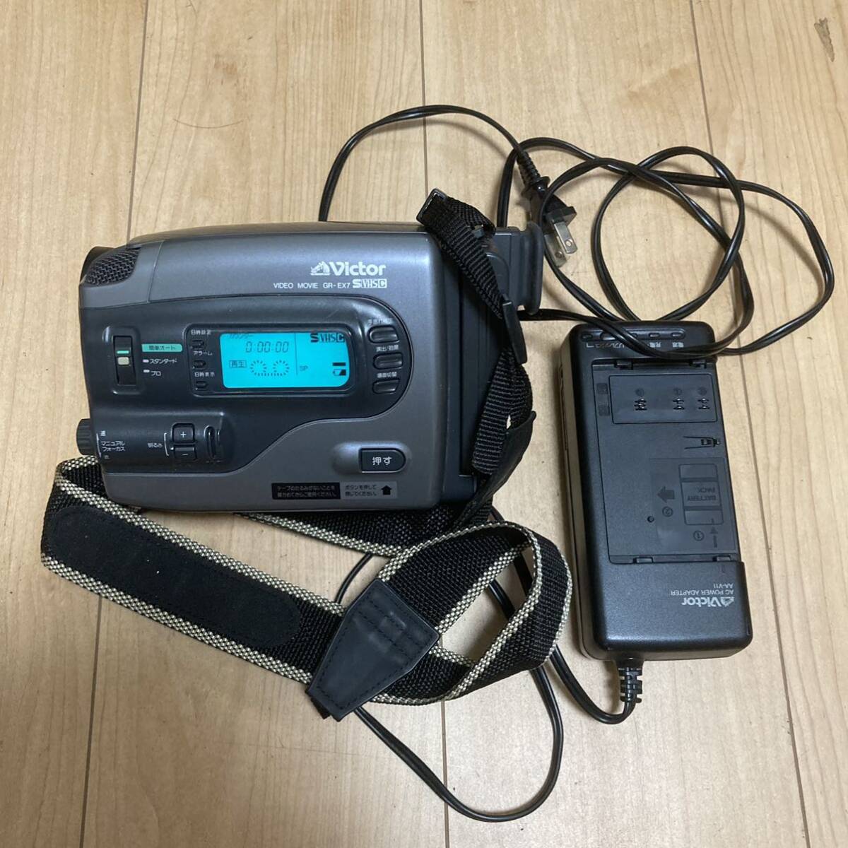 ビクター JVC/Victor ビデオカメラ Everio 他用 ACアダプター AC ビクター JVC/Victor ビデオカメラ Everio 他用 ACアダプター AC