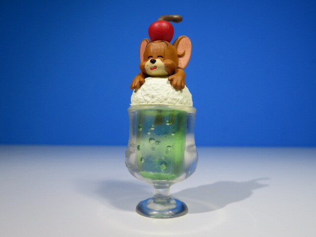 81年 古い トムとジェリー ブリキ バケツ 缶 Tom and Jerry 81年 古い トムとジェリー ブリキ バケツ 缶 Tom and Jerry 81年