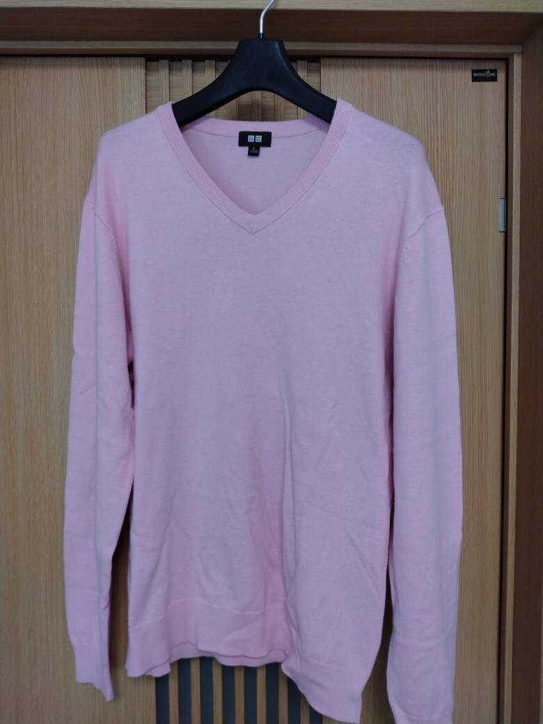 ☆　ユニクロ　UNIQLO　Vネック　セーター　薄手　L　☆