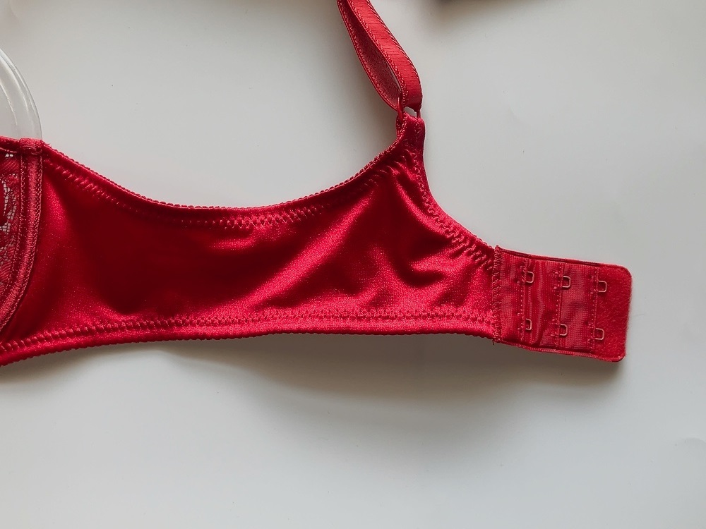 C75 EMPREINTE IRINA ・オンプランテ高級海外 大人ブラ 赤 C75 EMPREINTE IRINA ・オンプランテ高級海外 大人ブラ 赤