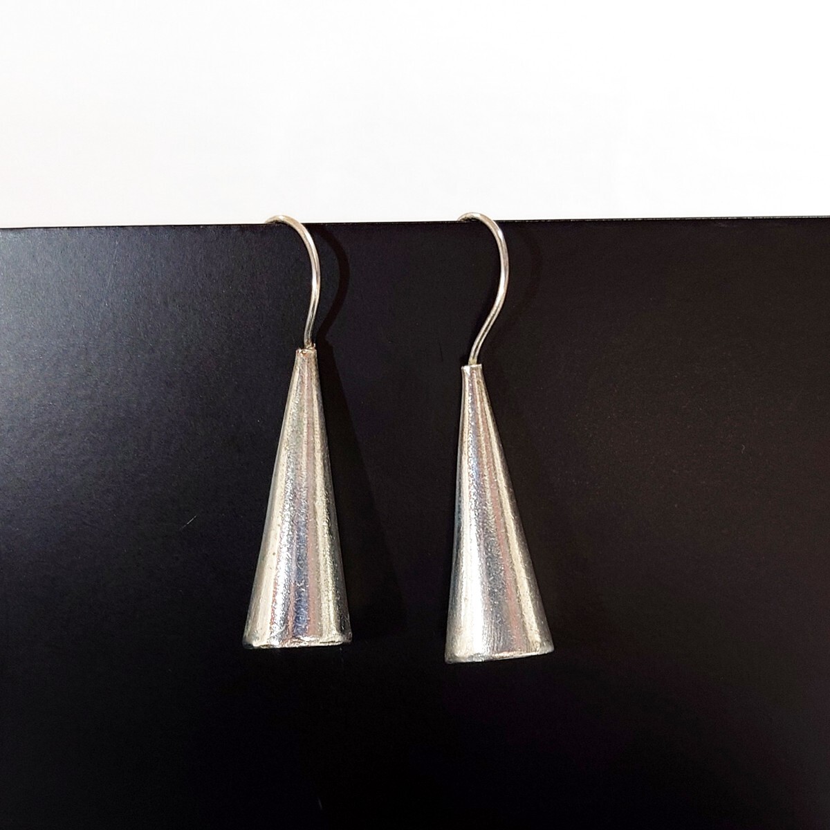 6234 SILVER925★訳あり★カレン族 円錐ピアス カレンシルバー925 大 ヴィンテージ インディアンジュエリー ハンドメイド 希少 レア 三角 