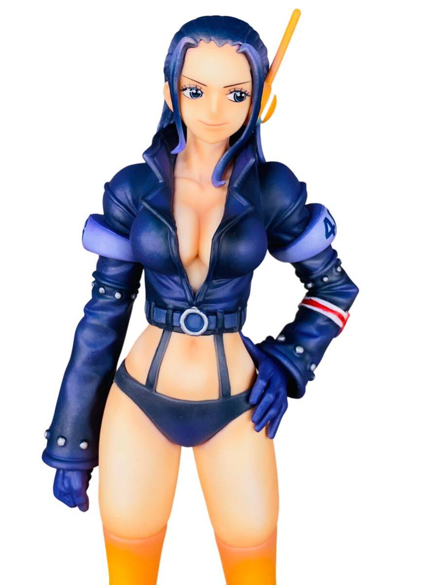 リペイントフィギュアニコ・ロビンワンピースDXF THE GRANDLINE リペイントフィギュアニコ・ロビンワンピースDXF THE GRANDLINE