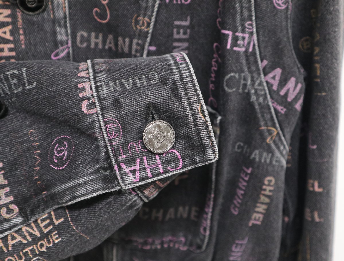 シャネル CHANEL 22P P72307 V63976 ココ シャネル ココマーク プリント デニム ジャケット サイズ38 ブラック マルチ　美品 トップス