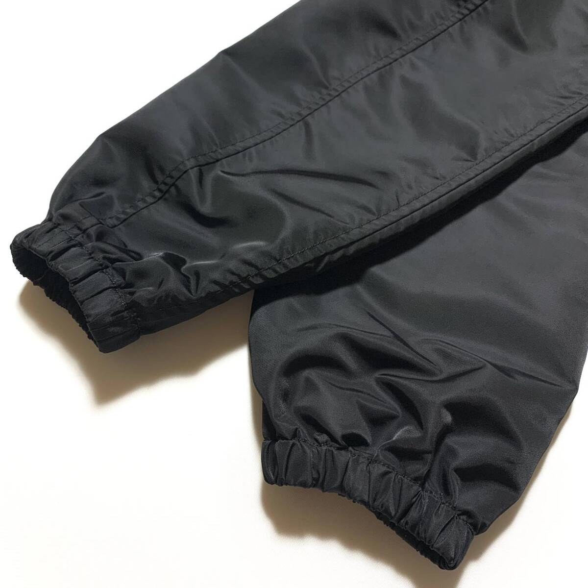 未使用 アベイシングエイプ APE ロゴ ミリタリー ナイロン 未使用 アベイシングエイプ APE ロゴ ミリタリー ナイロン