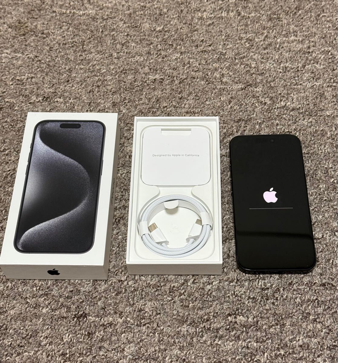 iPhone15Pro 128GB simフリー ブラックチタニウム
