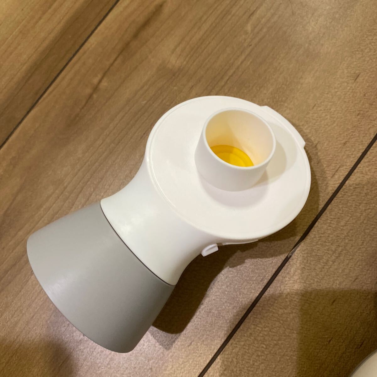medela メデラ Solo ソロ 電動(dòng)さく乳器 シングルポンプ 搾乳機(jī) 搾乳器 母乳育児　現(xiàn)狀品　本體