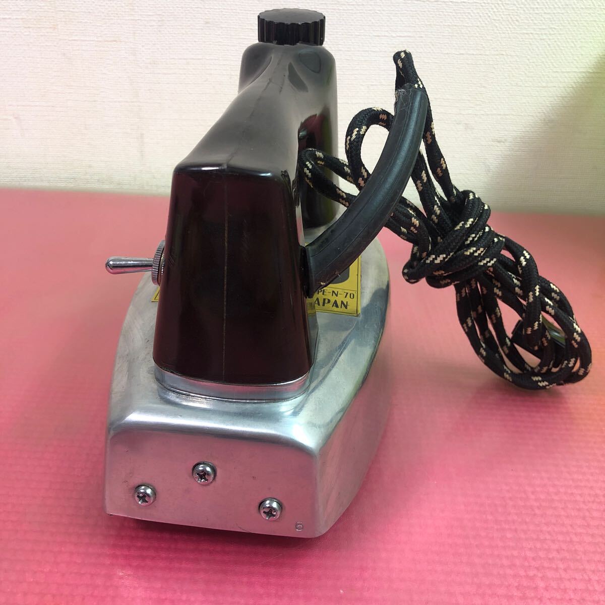 N-70 アイロン 編物仕上用 編物専用 ニット専用 昭和レトロ 磯田 N-70 アイロン 編物仕上用 編物専用 ニット専用 昭和レトロ 磯田