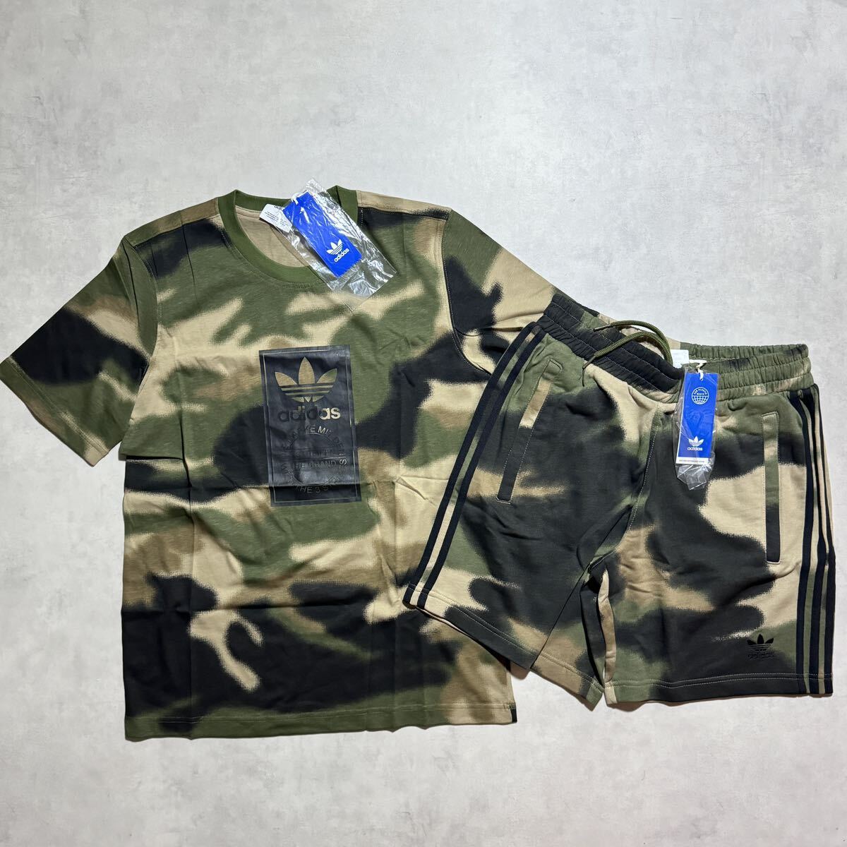 新品 Msize アディダスオリジナルス 上下セットアップ 迷彩 カモ 半袖 Tシャツ ショーツ ショートパンツ ハーフパンツ ジップ セット 人気