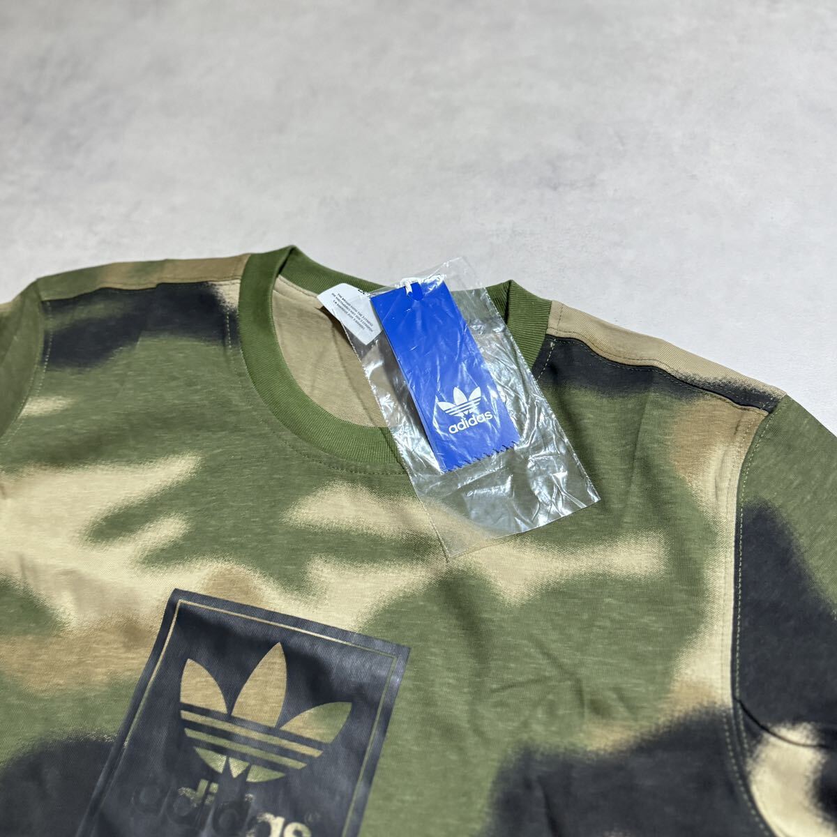 新品 Msize アディダスオリジナルス 上下セットアップ 迷彩 カモ