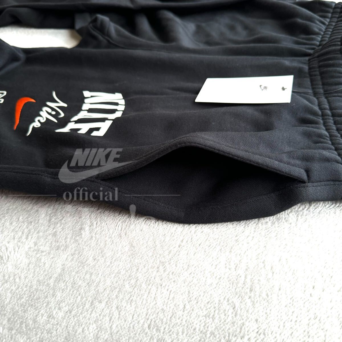新品 NIKE上下セットアップ L ブラックオレンジ 黒 ナイキ 送料 新品 NIKE上下セットアップ L ブラックオレンジ 黒 ナイキ 送料