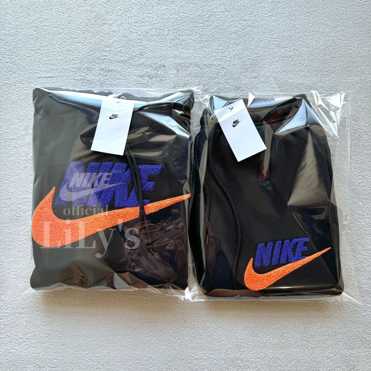 新品未使用 NIKE上下セットアップ XLサイズ 黒 ブラック ナイキ 新品未使用 NIKE上下セットアップ XLサイズ 黒 ブラック ナイキ