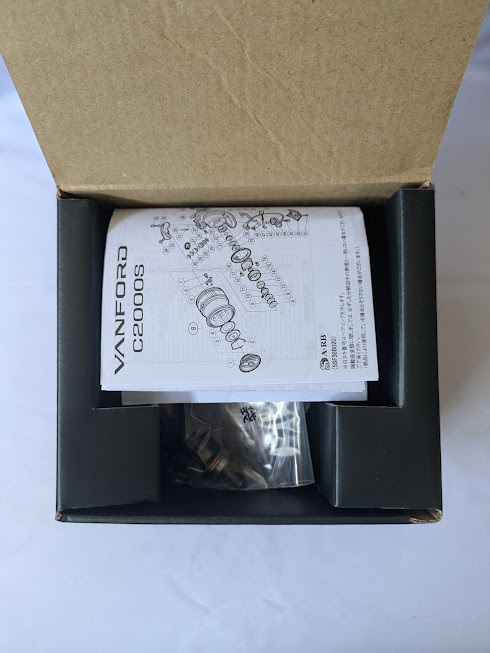 シマノ 20 ヴァンフォード 3000MHG シーバス・サクラマス 新品 シマノ 20 ヴァンフォード 3000MHG シーバス・サクラマス 新品