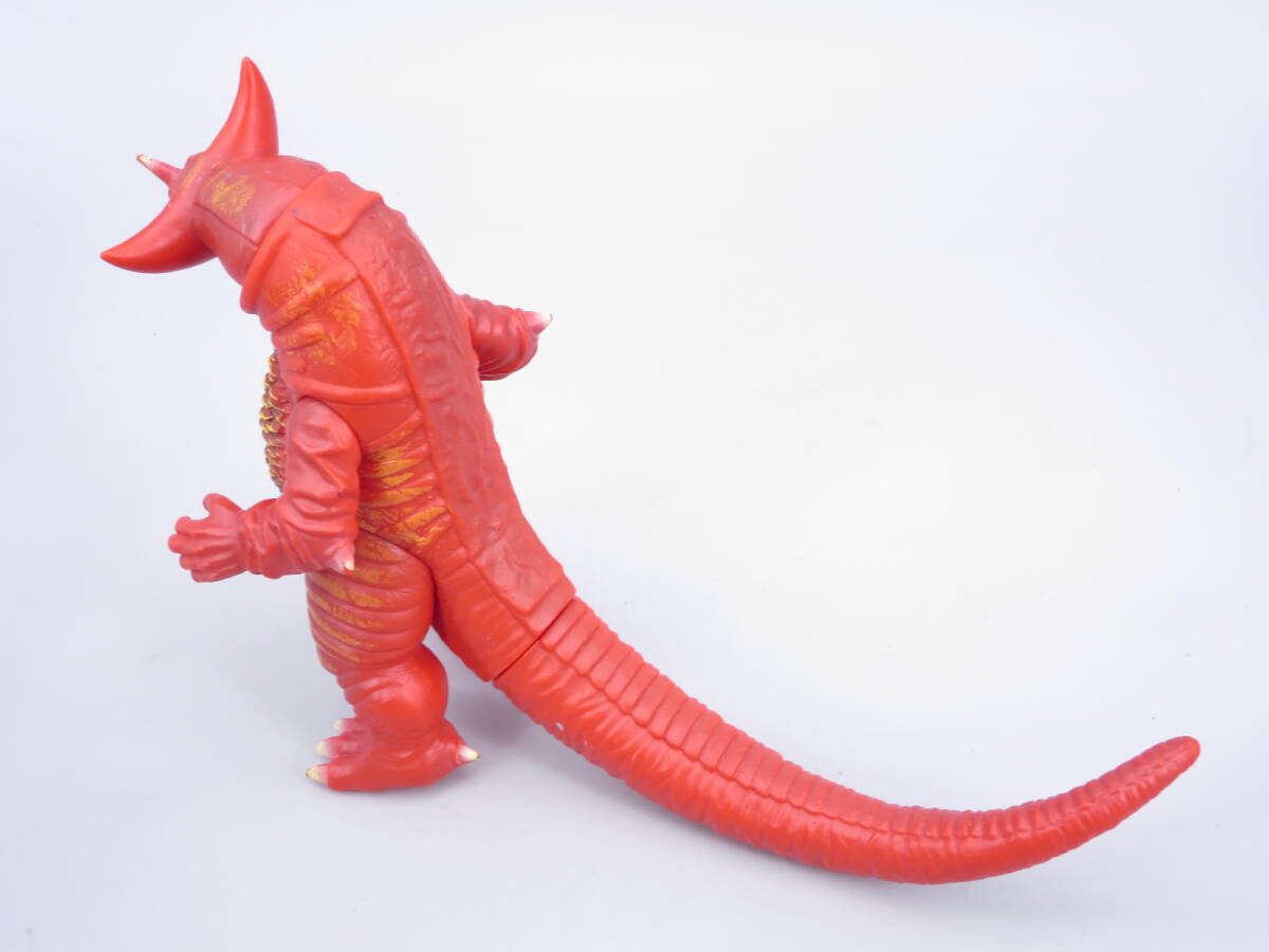 ウルトラマン怪獣シリーズ ゴモラ 2000 2005 ソフビ ウルトラマン怪獣シリーズ ゴモラ 2000 2005 ソフビ