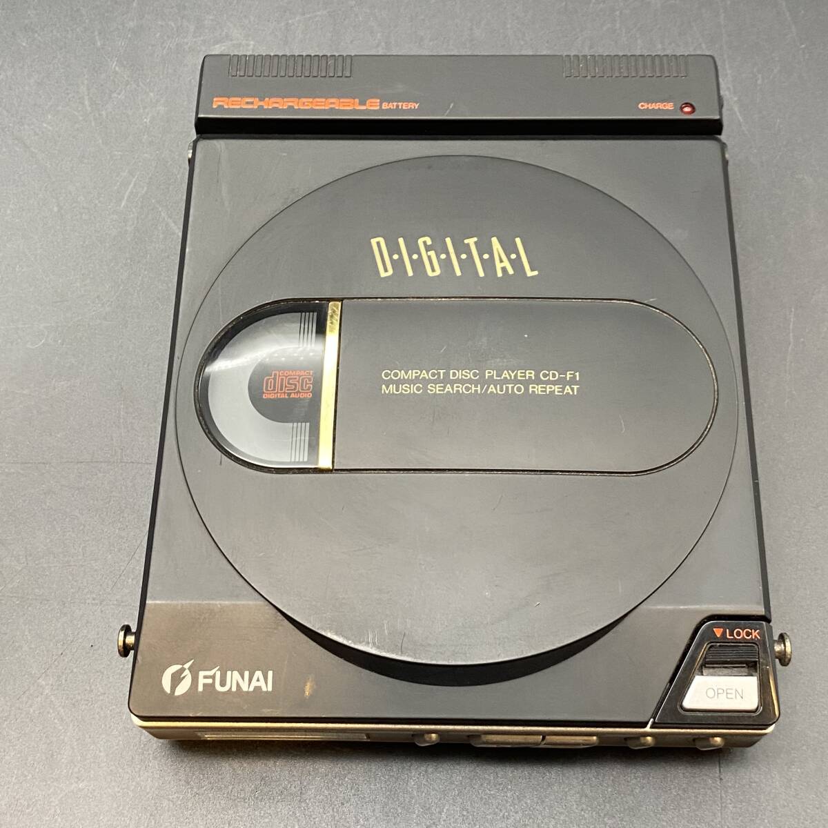 822【激レア】FUNAI CDウォークマン CD-F1 ポータブルCD 822【激レア】FUNAI CDウォークマン CD-F1 ポータブルCD