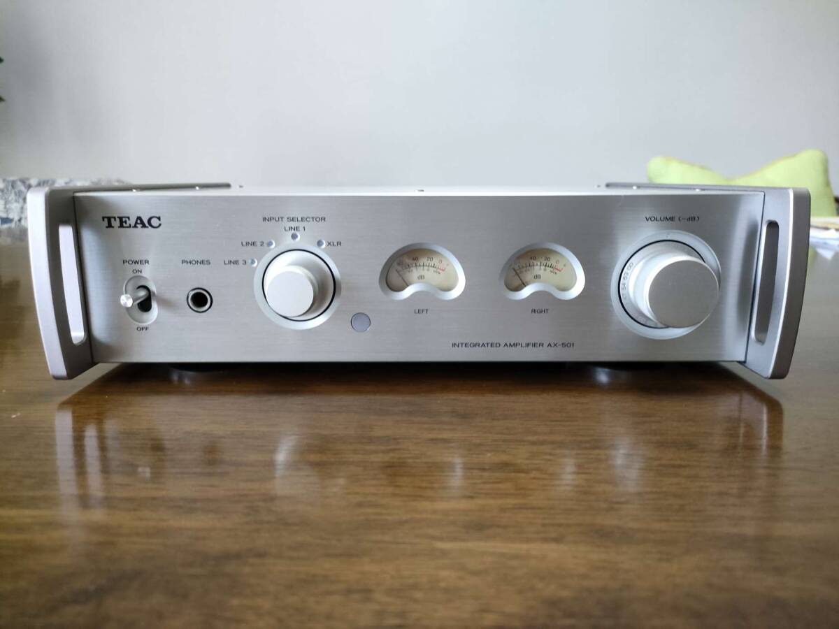 TEAC AX-501 2013年製 シルバー プリメインアンプ 元箱なし TEAC : AX-501 - 中古 | オーディオユニオン