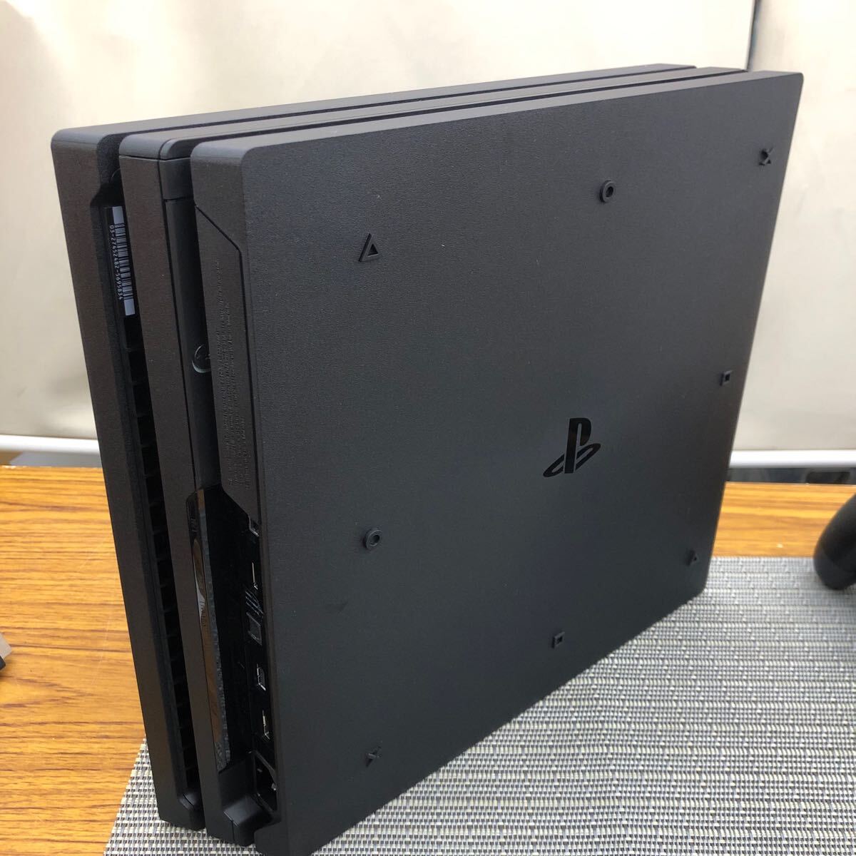 SONY PlayStation4 Pro 1TB CUH-7100B ソニー プレステ4 み 初期化済み PS4 Pro(PS4本体)｜売買されたオークション情報、yahooの商品情報をアーカイブ公開  - オークファン ゲーム