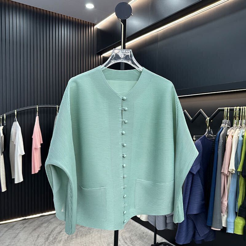 2409レディース　pleatsプリーツ長(zhǎng)袖シャツブラウス前開(kāi)き肌觸り弾力があり通気性ドレープ性いい　手入りやすい