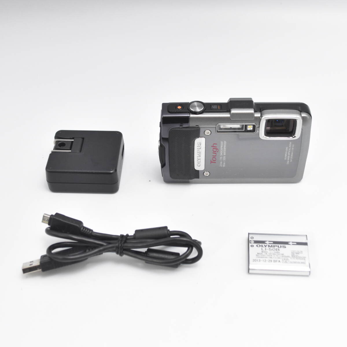 OLYMPUS デジタルカメラ STYLUS TG-835 Tough シルバー 防水性能10m GPS機能 電子コンパス TG-835 Tough SLV B#3425