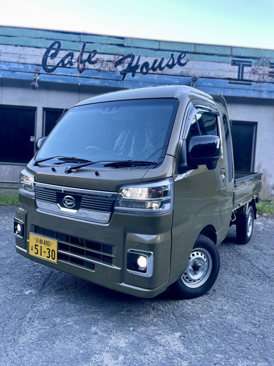 ダイハツ　ハイゼット トラック。ジャンボ　SAIII t。3BD-S510P。4WD。AT。令和５年の形。車検R7/７月まで。1260km。HIJET JUMBO S510P