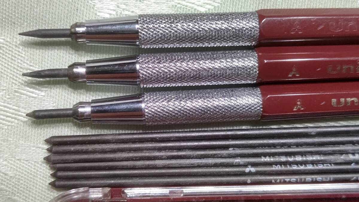 922-12 昭和レトロ 廃盤 三菱鉛筆 uni ユニ 芯ホルダー 2 0mm 色 922-12 昭和レトロ 廃盤 三菱鉛筆 uni ユニ 芯ホルダー 2 0mm 色