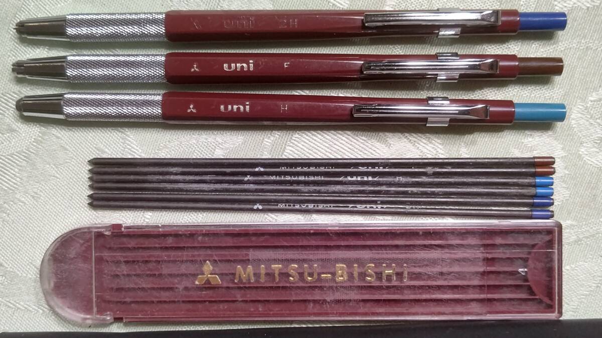 922-12 昭和レトロ 廃盤 三菱鉛筆 uni ユニ 芯ホルダー 2 0mm 色 922-12 昭和レトロ 廃盤 三菱鉛筆 uni ユニ 芯ホルダー 2 0mm 色