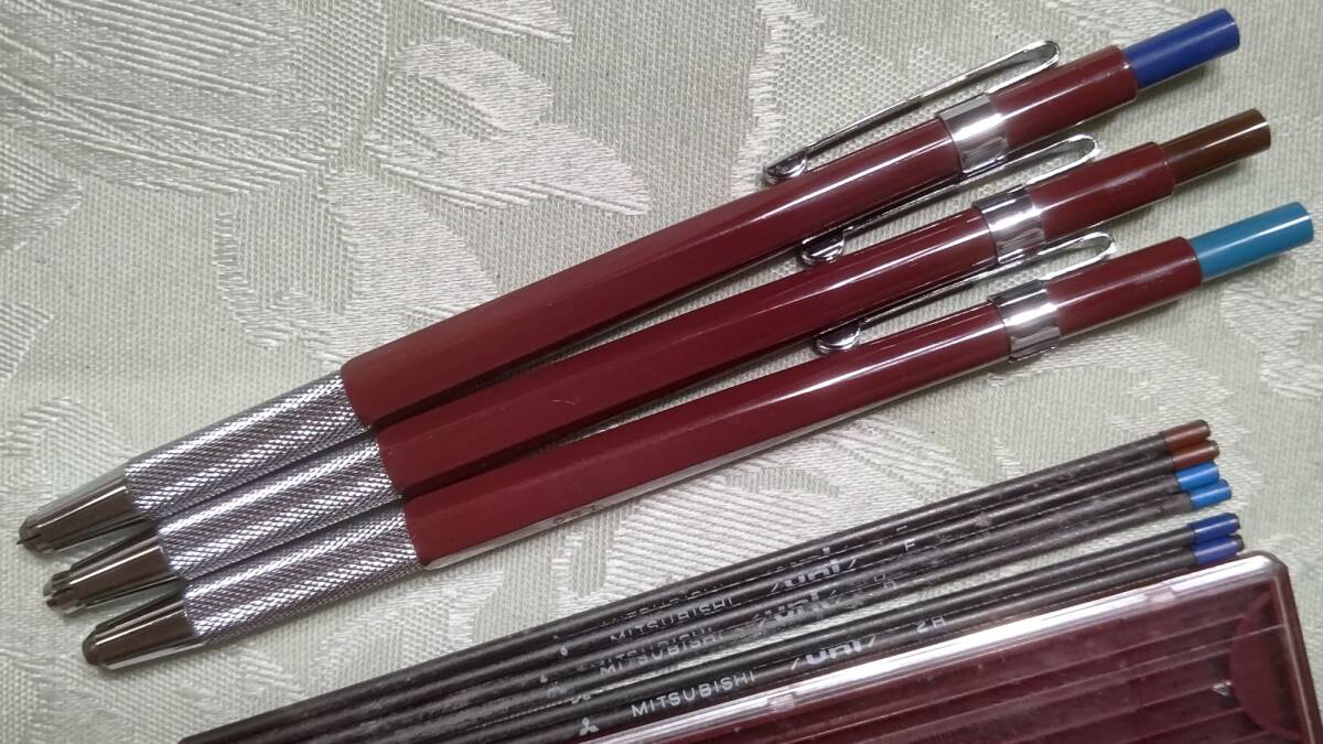 922-12 昭和レトロ 廃盤 三菱鉛筆 uni ユニ 芯ホルダー 2 0mm 色 922-12 昭和レトロ 廃盤 三菱鉛筆 uni ユニ 芯ホルダー 2 0mm 色