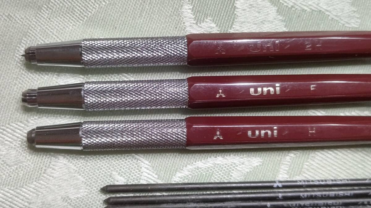 922-12 昭和レトロ 廃盤 三菱鉛筆 uni ユニ 芯ホルダー 2 0mm 色 922-12 昭和レトロ 廃盤 三菱鉛筆 uni ユニ 芯ホルダー 2 0mm 色