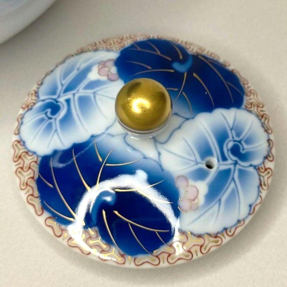 香蘭社茶器揃 愁海棠 皇室御用達 高級茶器セット 有田焼 蓋付 木 香蘭社茶器揃 愁海棠 皇室御用達 高級茶器セット 有田焼 蓋付 木