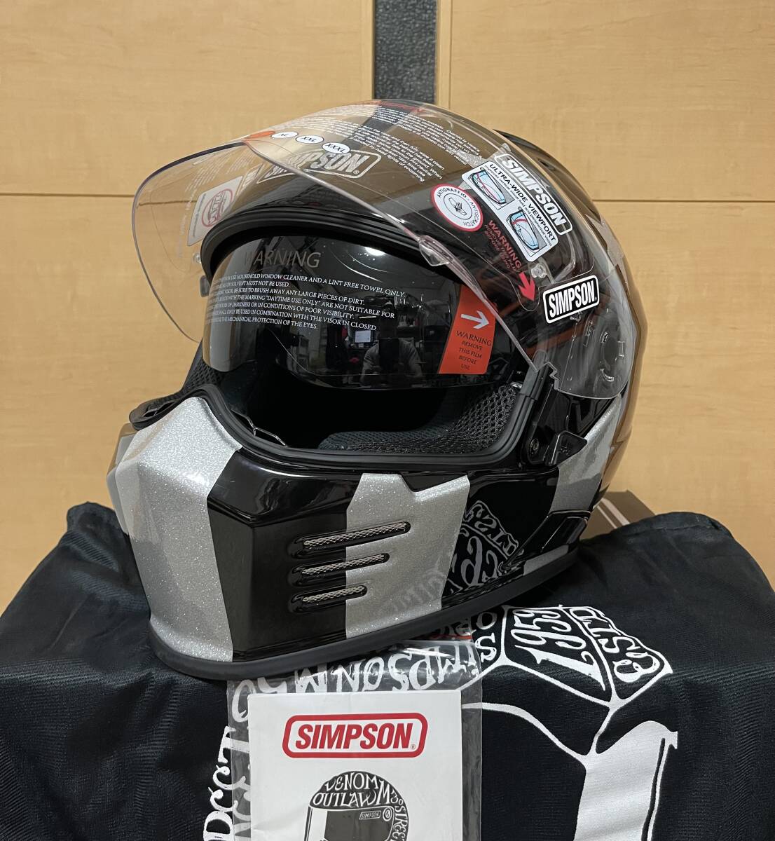 シンプソン ヴェノム スティングレイフルフェイスヘルメット シンプソン ヴェノム スティングレイフルフェイスヘルメット
